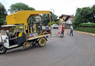 Departamento de trânsito inicia revitalização de sinalização de solo em ruas de Treze Tílias
