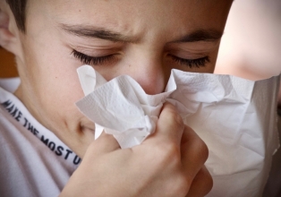 Tosse é Covid-19, gripe ou resfriado?