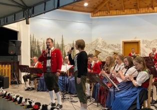 Treze Tílias - JAHRESKONZERT da banda dos Tiroleses acontece neste fim de semana.