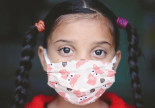 Decreto suspende a obrigatoriedade de máscaras para crianças entre 6 e 12 anos em SC