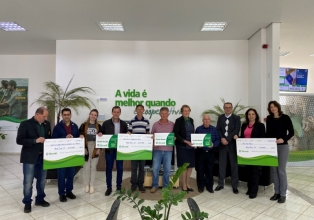 Fundo Social Sicredi destina R$ 14 mil para entidades do município