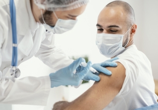 Vacinação da segunda dose da COVID 19 ocorre nesta tarde em Treze Tílias