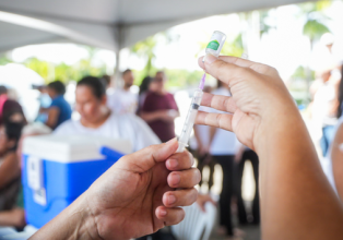 Ministério da Saúde começa distribuição das vacinas contra a gripe