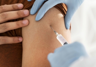 Pacientes positivos para Covid 19 em Iomerê devem aguardar para receber a vacina