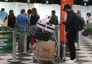 Brasileiros passaram mais tempo viajando, diz IBGE