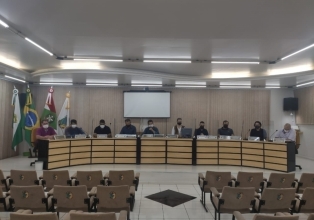 Vereadores do MDB de Arroio Trinta pedem alteração de piso de espaço de lazer próximo o estádio municipal