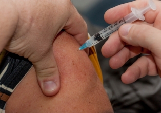 Salto Veloso já vacinou mais de 330 pessoas contra Gripe Influenza