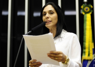 Deputada Federal Geovânia de Sá destina recursos para municípios da Região