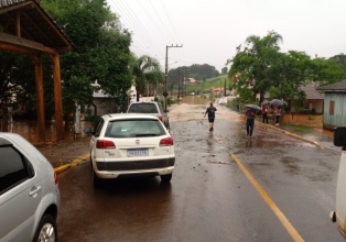 Prefeito Alcidir Felchilcher destaca situação do município com as constantes chuvas