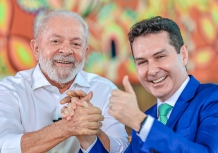 Todo mundo fica feliz quando tem casa, diz Lula em entrega de moradias do MCMV