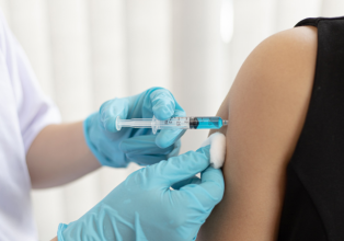 Vacinação da COVID 19 ocorre hoje em Treze Tílias