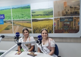Rainha e princesa da Expotílias fazem visitas em cidades do Vale do Rio do Peixe