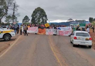 Indígenas bloqueiam a SC-283 entre Chapecó e Arvoredo nesta quarta-feira