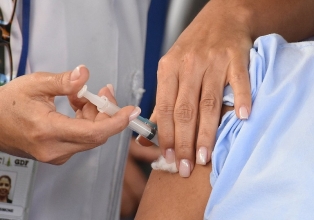 Covid-19: ampla cobertura vacinal garante estados sem mortes pela doença, aponta infectologista