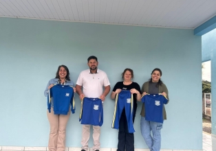 Prefeitura de Macieira adquire uniforme escolar para alunos da rede municipal