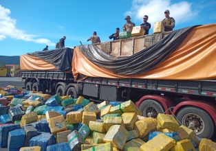 Ação conjunta PRF, PF e PM faz mega-apreensão de mais de 24 toneladas de maconha
