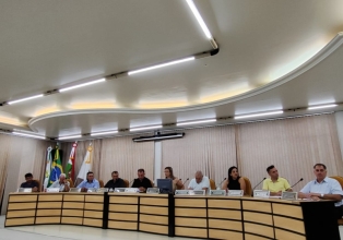 Primeira sessão do ano da Câmara de Arroio Trinta conta com a participação do prefeito