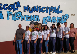 Alunos da Escola Municipal Irmã Filomena Rabelo desenvolvem o projeto Ambientalistas