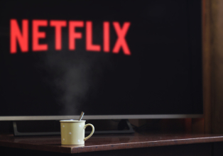 Procon de SC instaura processo e emite decisão cautelar contra Netflix