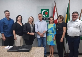 Adriane Biava toma posse como Assessora Especial do governo Jorginho Mello