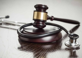 Justiça de Capinzal condena médico e hospital a indenizar mulher