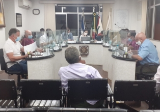 Vereadores de Água Doce aprovam indicação que acrescenta Língua Inglesa na Rede Pública de Ensino Municipal