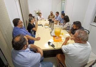 Vereadores e prefeito de Salto Veloso se reúnem com os comandos das polícias Civil e Militar 