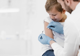 SC precisa vacinar mais de 9 mil crianças por dia contra Poliomielite