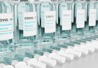 Secretaria de Saúde realiza vacinação da COVID-19 na Quarta e Quinta-Feira em Treze Tílias