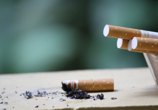 Aproximadamente 15.000 (quinze mil) maços de cigarros contrabandeados do Paraguai são apreendidos em Caçador.