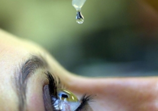 Julho Turquesa: campanha alerta sobre síndrome dos olhos secos