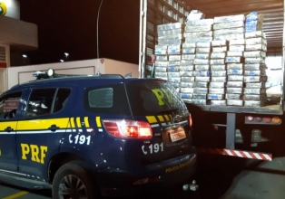 PRF localiza 1,5 tonelada de maconha escondida em fundo falso de carreta na BR 470 em Ascurra