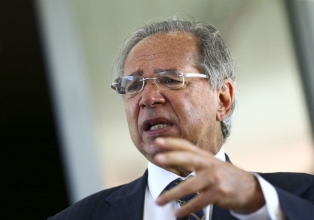 Governo quer diminuir IPI em 25%, diz ministro Paulo Guedes