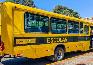 Treze Tílias e Água Doce recebem ônibus de Transporte Escolar do Governo do estado
