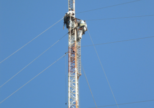 Tropical FM inicia mudança de antena para aumento de potência