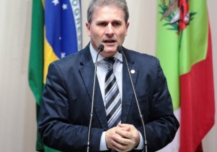 Deputado Estadual Altair Silva viabiliza novo tanque para distribuição de dejetos suínos a Água Doce