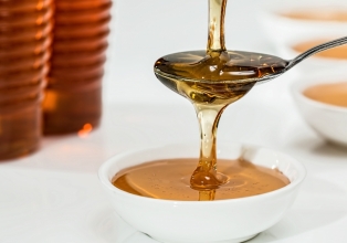 Mudança na rotulagem nutricional pode extinguir categoria de mel