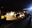 Caminhão bate em carro parado após acidente e deixa duas pessoas feridas em Fraiburgo